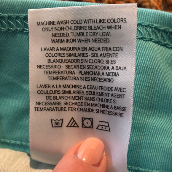 Style & Co Denim Petite Medium Turquoise Mid Rise Stretch Skimmer Pants NWT - Picture 10 of 10
